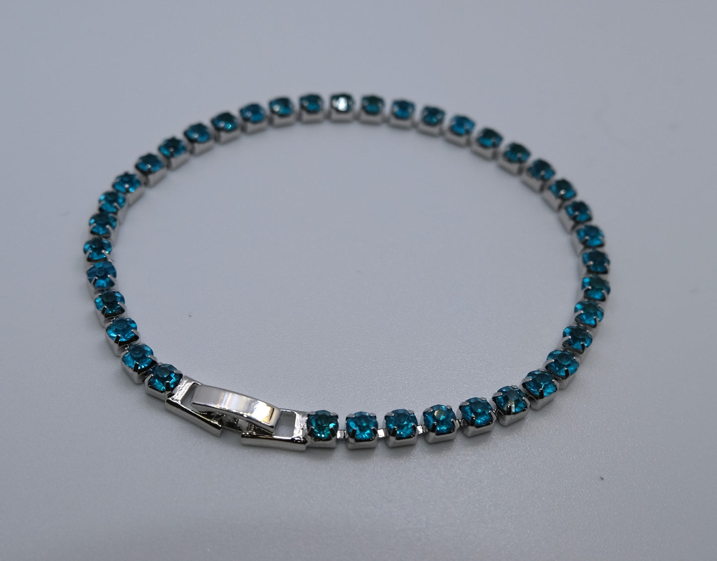Aqua Blue Tennis Bracelet – Vibrant Sparkle, Timeless Style