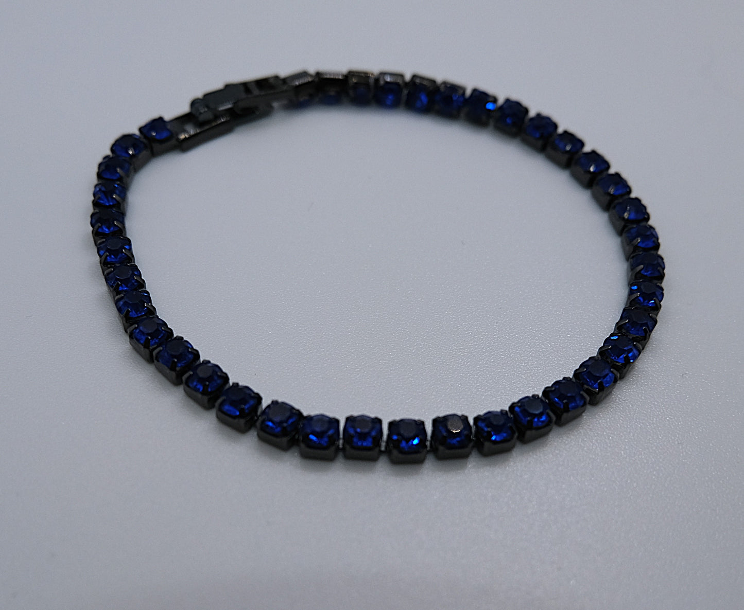 Midnight Blue Crystal Tennis Bracelet – Bold Elegance for Every Occasion